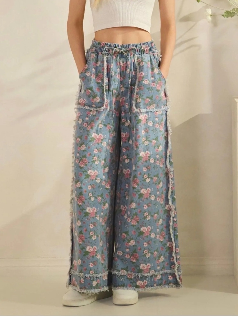 Sage & Fig Love Petals Wide Leg Denim Pants Jeans size Small